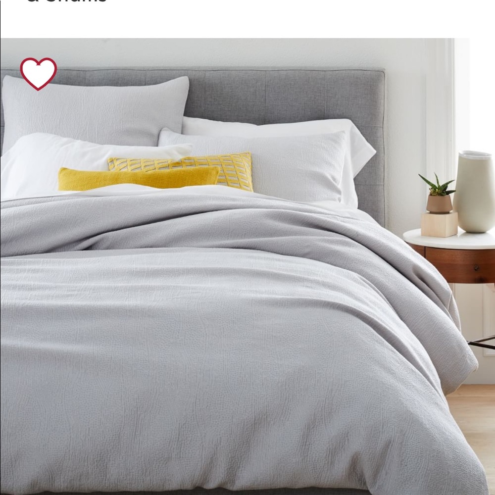 West elm TENCEL & Cotton Matelasse Duvet Cover NWOT